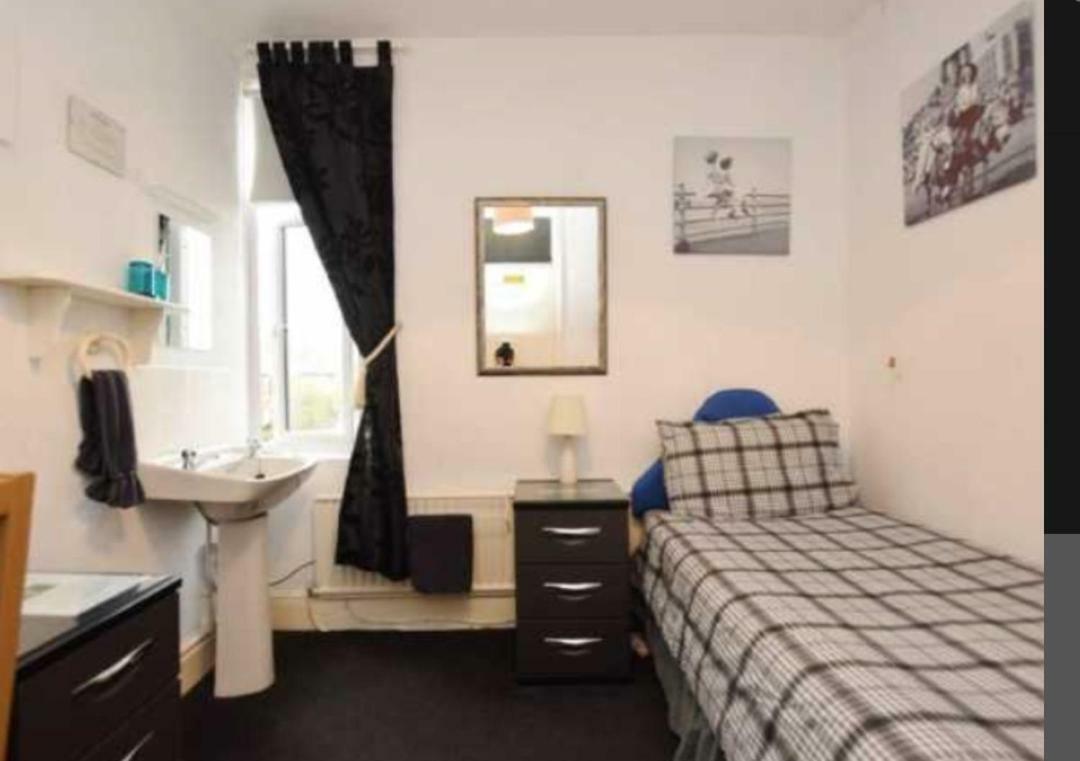 Barrie Guest House Barrow-in-Furness Esterno foto